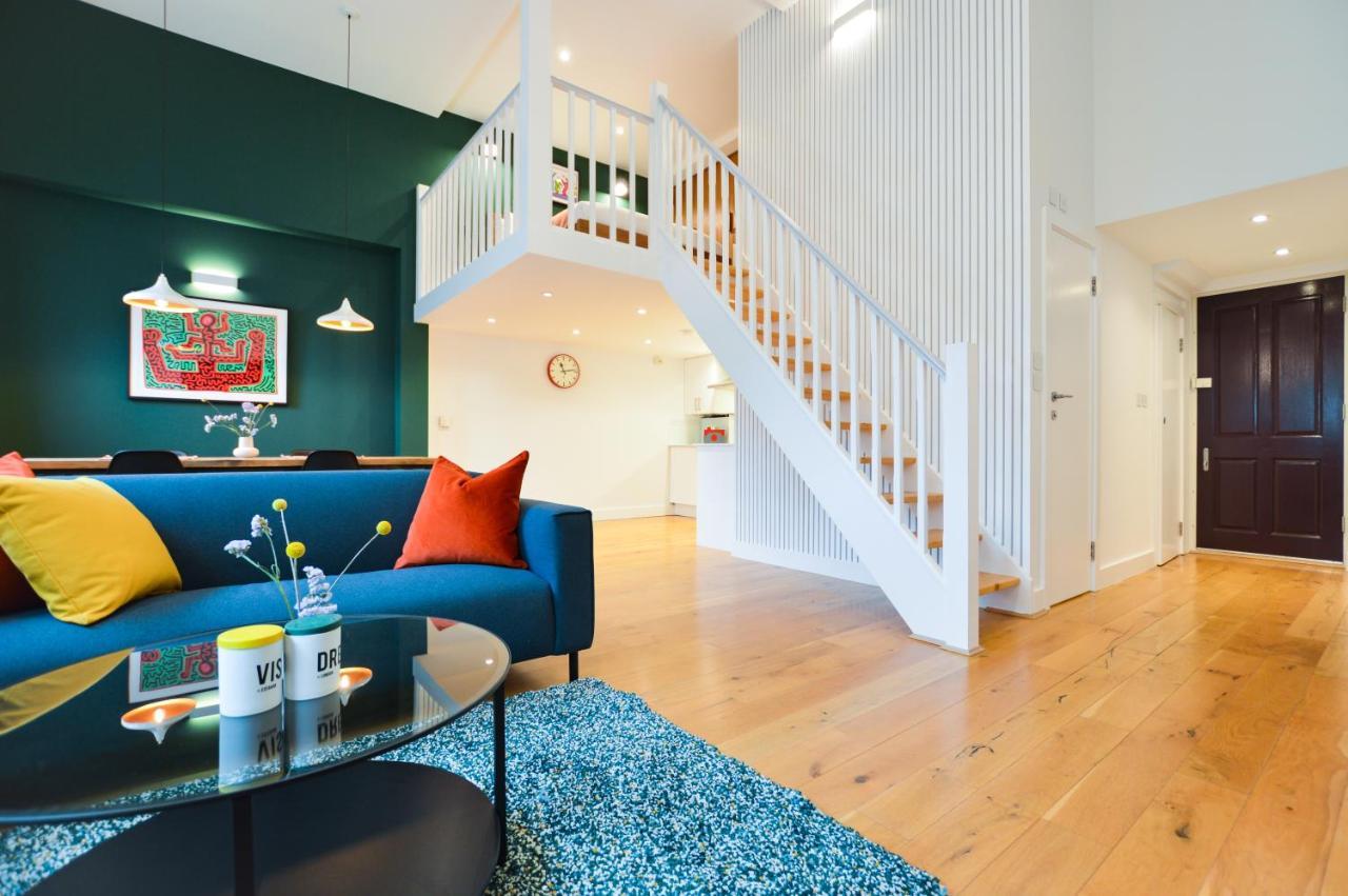 Spacious West Hampstead Apartment With Mezzanine Bedroom By Concept Apartments London Eksteriør billede